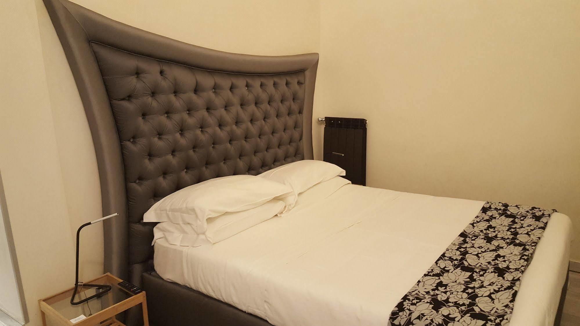 Esedra Relais Hotel Rome Exterior photo
