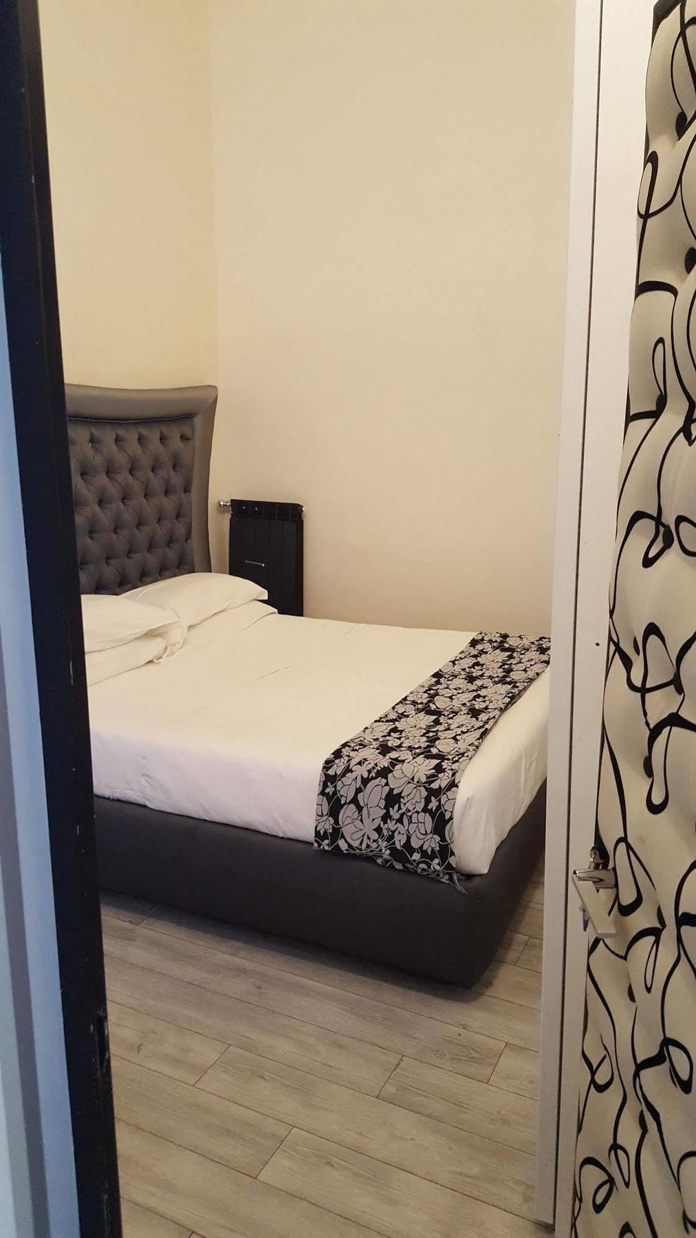 Esedra Relais Hotel Rome Exterior photo