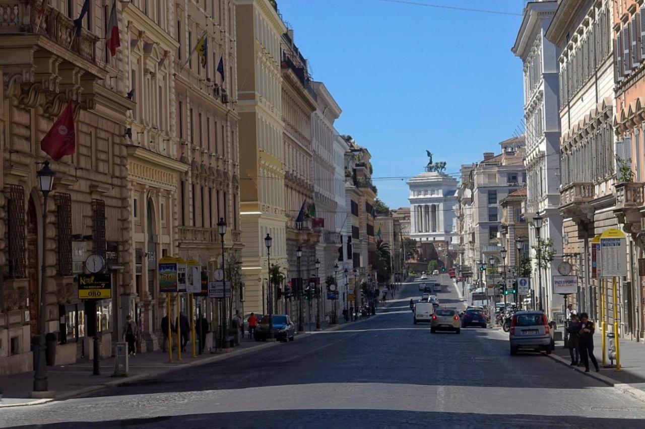 Esedra Relais Hotel Rome Exterior photo
